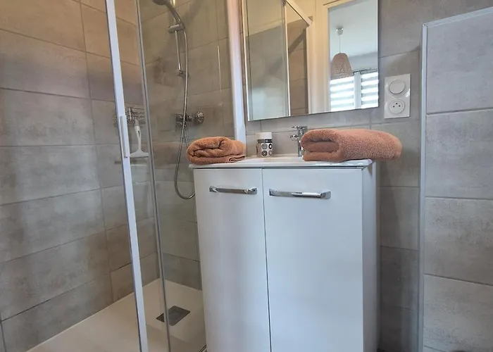 T2 Climatisé Avec Terrasse à 5min Des Plages * Lecci