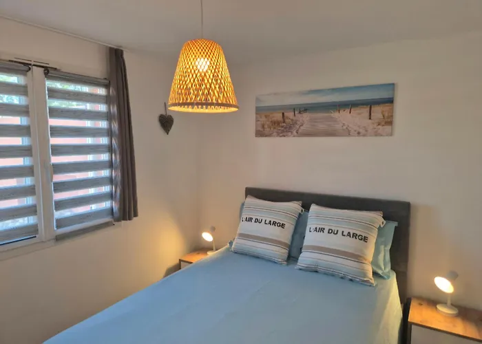 Apartment T2 Climatise Avec Terrasse A 5min Des Plages Lecci